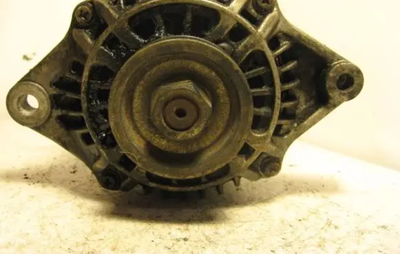 Nissan Almera Generator/alternator 23100OMO10 A5T068910