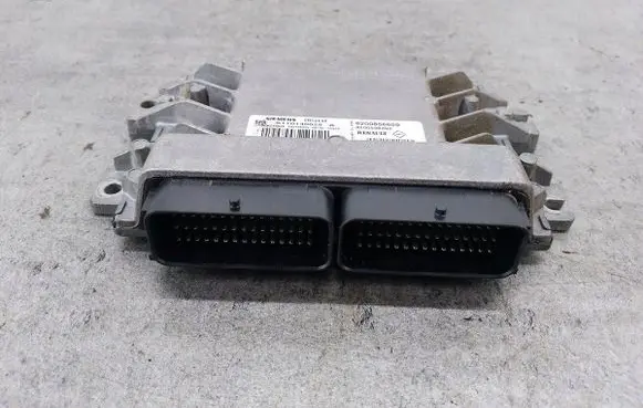 Dacia Sandero Engine control unit/module ECU