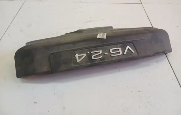 Engine cover (trim)