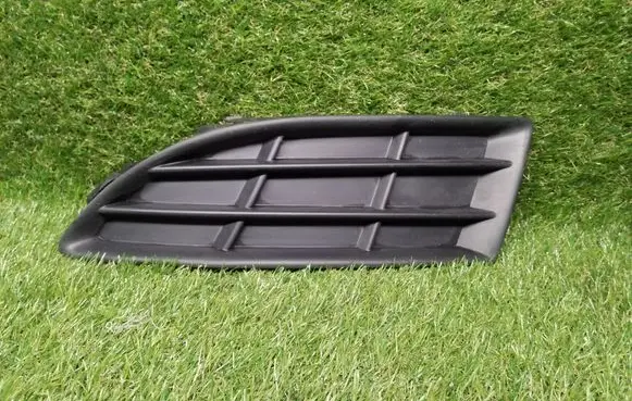 Skoda Fabia Mk2 (5J) Front bumper lower grill 5J0807367A