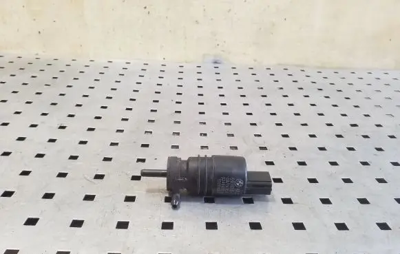 BMW 5 F10 F11 Windscreen/windshield washer pump 67126934160 6934160