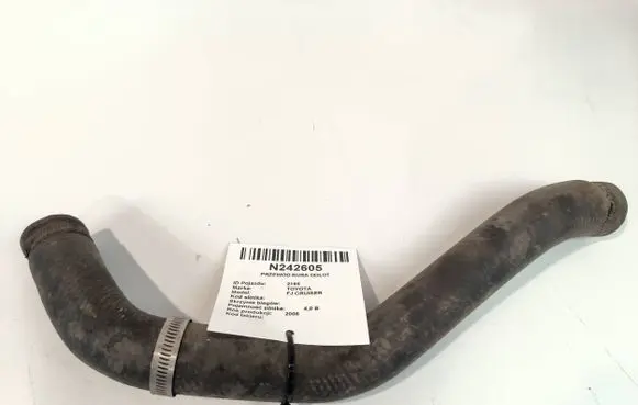 Toyota FJ cruiser Air intake hose/pipe