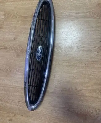 Ford Mondeo MK II Front bumper upper radiator grill 96BG8200 96BG8A133