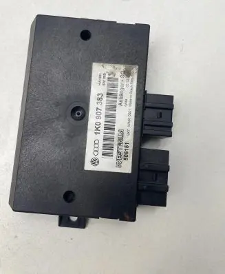 Volkswagen PASSAT B6 Tow bar trailer control unit/module 1K0907383 506151