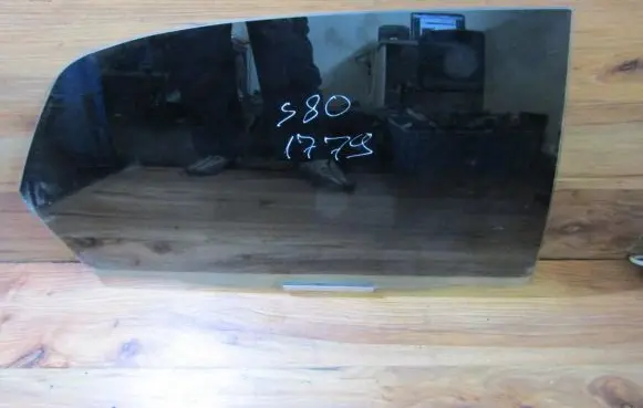 Volvo S80 Rear door window glass