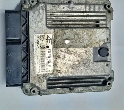 Volkswagen Sharan Engine control unit/module 0281012697 03G906016JN