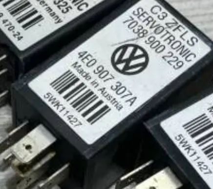 Volkswagen Touareg I Other relay 7l6907160c