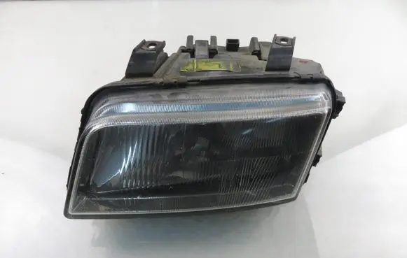 Audi A4 S4 B5 8D Headlight/headlamp
