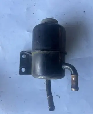 Mitsubishi Pajero Power steering fluid tank/reservoir 