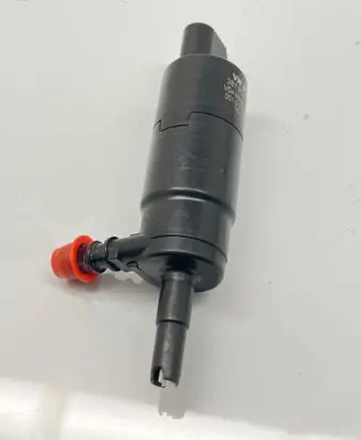 Audi A6 C7 Headlight washer pump 3B7955681 001016