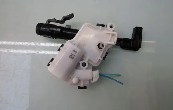 Nissan X-Trail T33 Fuel tank cap lock XTRAIL