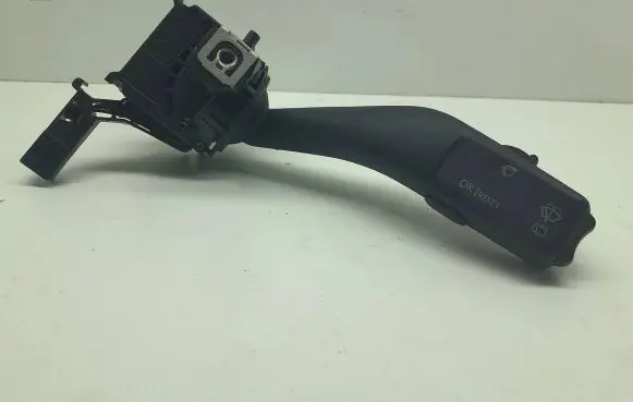 Volkswagen Golf V Wiper control stalk 1K0953519A 01203506 20350653235065