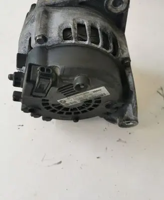 BMW 5 E60 E61 Generator/alternator 2543461C