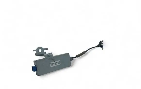Toyota Corolla E210 E21 Aerial antenna amplifier 863C002040