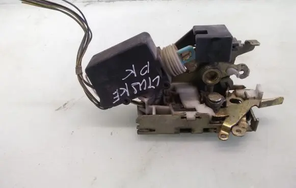 Volkswagen II LT Front door lock 406205