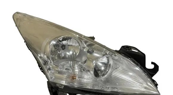 Peugeot 5008 Headlight/headlamp
