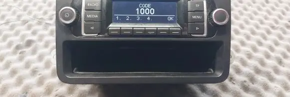 Volkswagen Caddy Radio/CD/DVD/GPS head unit 5K0035156A