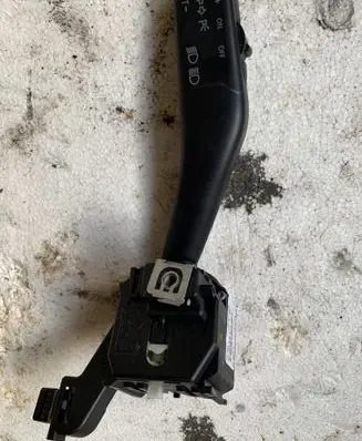 Volkswagen Touran I Indicator stalk 1K0953513A