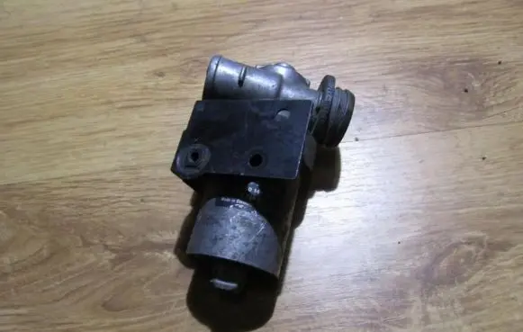 BMW 3 E46 Idle control valve (regulator) 0280140545 1744713