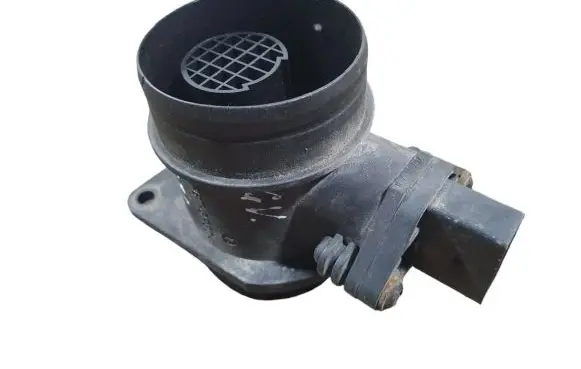 Volkswagen Golf V Mass air flow meter 038906461B 0281002531