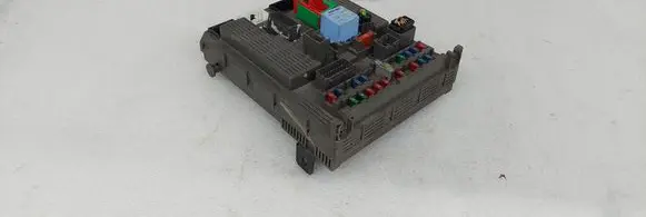 Citroen C5 Fuse module 9647448280