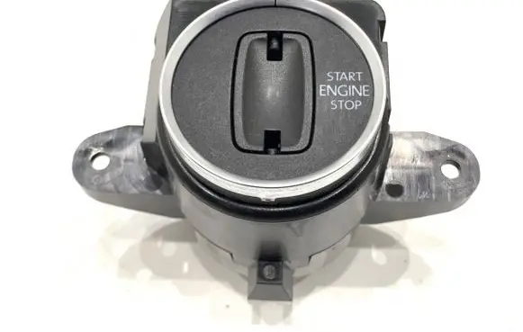 Volkswagen Touareg II Ignition lock 7P6905843E