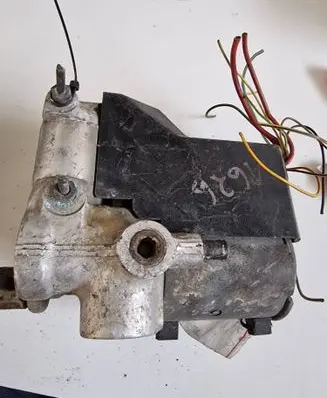 Mercedes-Benz E W124 ABS Pump 0265200043