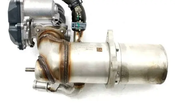 Audi A4 S4 B8 8K EGR valve cooler 04L131512A