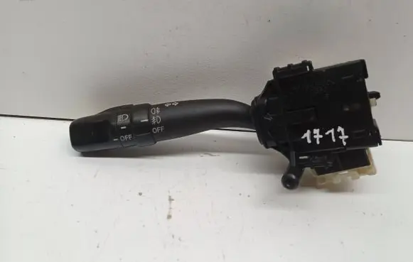 Toyota Avensis T250 Indicator stalk 173650