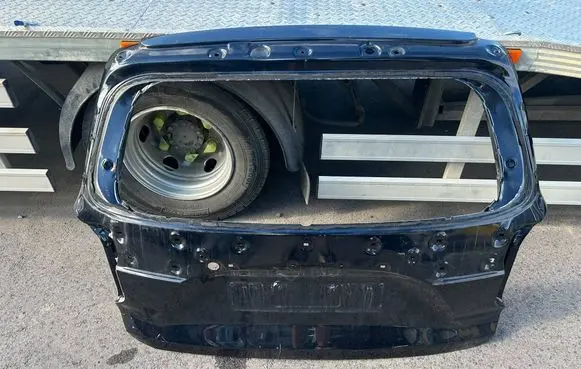 Hyundai Palisade Truck tailgate 