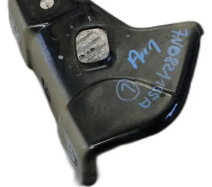 Volkswagen Sharan Fender mounting bracket