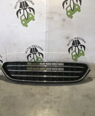 Mini Cooper Countryman F60 Front bumper upper radiator grill