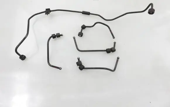 Opel Movano A Fuel injector supply line/pipe 