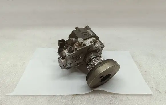 Audi A6 S6 C6 4F Fuel injection high pressure pump 059130755J 0401152 0445010125