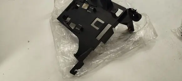Chevrolet Camaro Engine control unit holder 23332563
