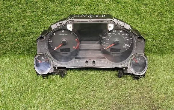 Audi A8 S8 D3 4E Speedometer (instrument cluster) 4E0920951J