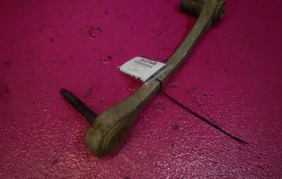 Rear control arm