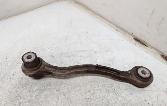 Mercedes-Benz E W212 Rear control arm