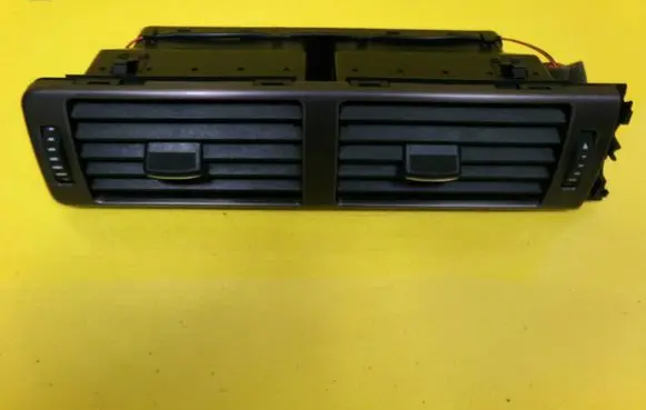 Audi A6 S6 C5 4B Dash center air vent grill 4B1820951