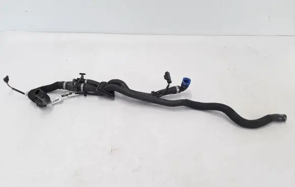 Volvo V60 Engine coolant pipe/hose 31338212