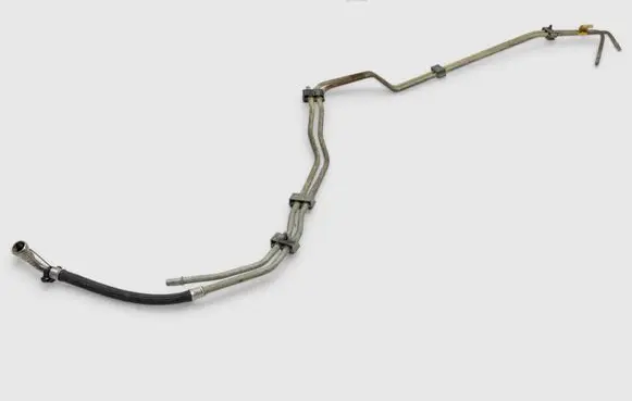 Hummer H3 Fuel line pipe 