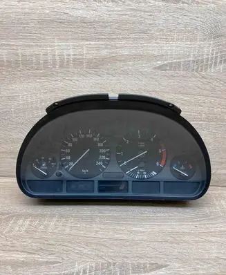 BMW 5 E39 Speedometer (instrument cluster) 8381198 110008735 054