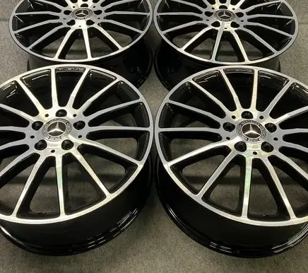 Mercedes-Benz A W176 R18 alloy rim A1764010200