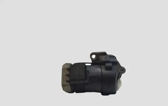Volkswagen Sharan EGR valve 03G131501E