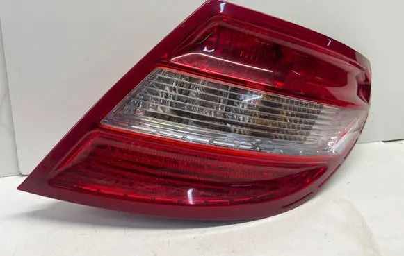 Mercedes-Benz C W204 Rear/tail lights 2048200264