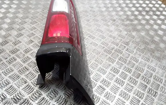 Renault Trafic III (X82) Rear/tail lights