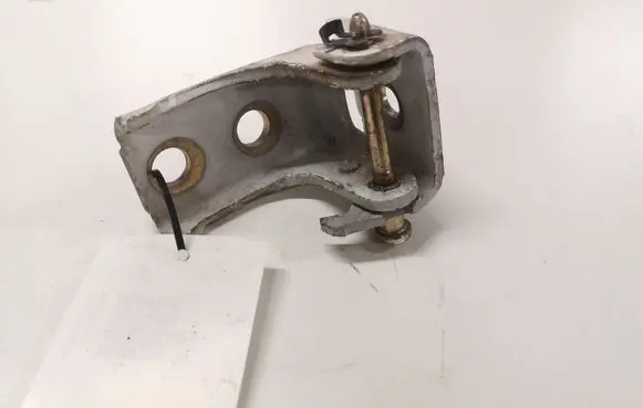 Peugeot 407 Front door upper hinge
