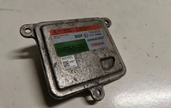 Headlight ballast module Xenon