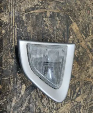 Chevrolet Captiva Front fender indicator light 96627100