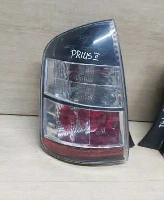 Toyota Prius (XW20) Rear/tail lights